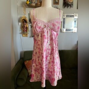 Morgan Taylor intimates pink floral slip dress